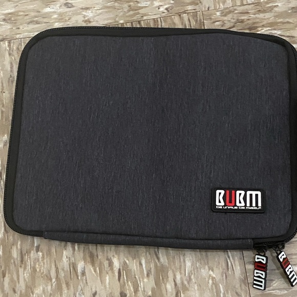 Gaming device carrying cases - Picture 2 of 11